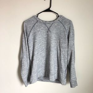 Lululemon just pleat it crew